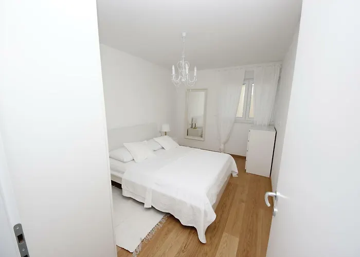 Villa More * ماكارسكا